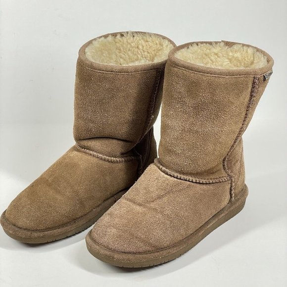 Women’s Bearpaw Emma Short Boots Size 7 Suede Upper Sheepskin Wool Lined Pull On - Picture 4 of 14